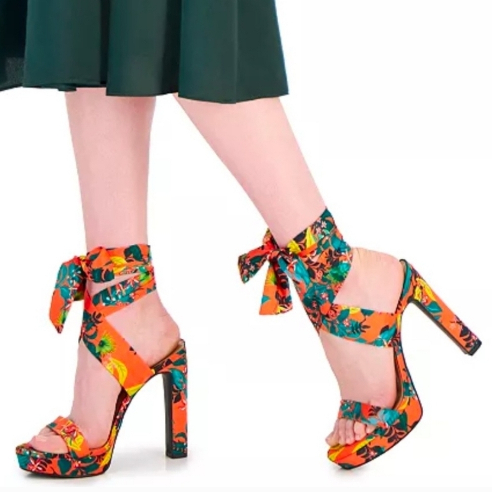 New in Box INC lace up orange floral sandal 5”pumps  1” platform . Size 7.5